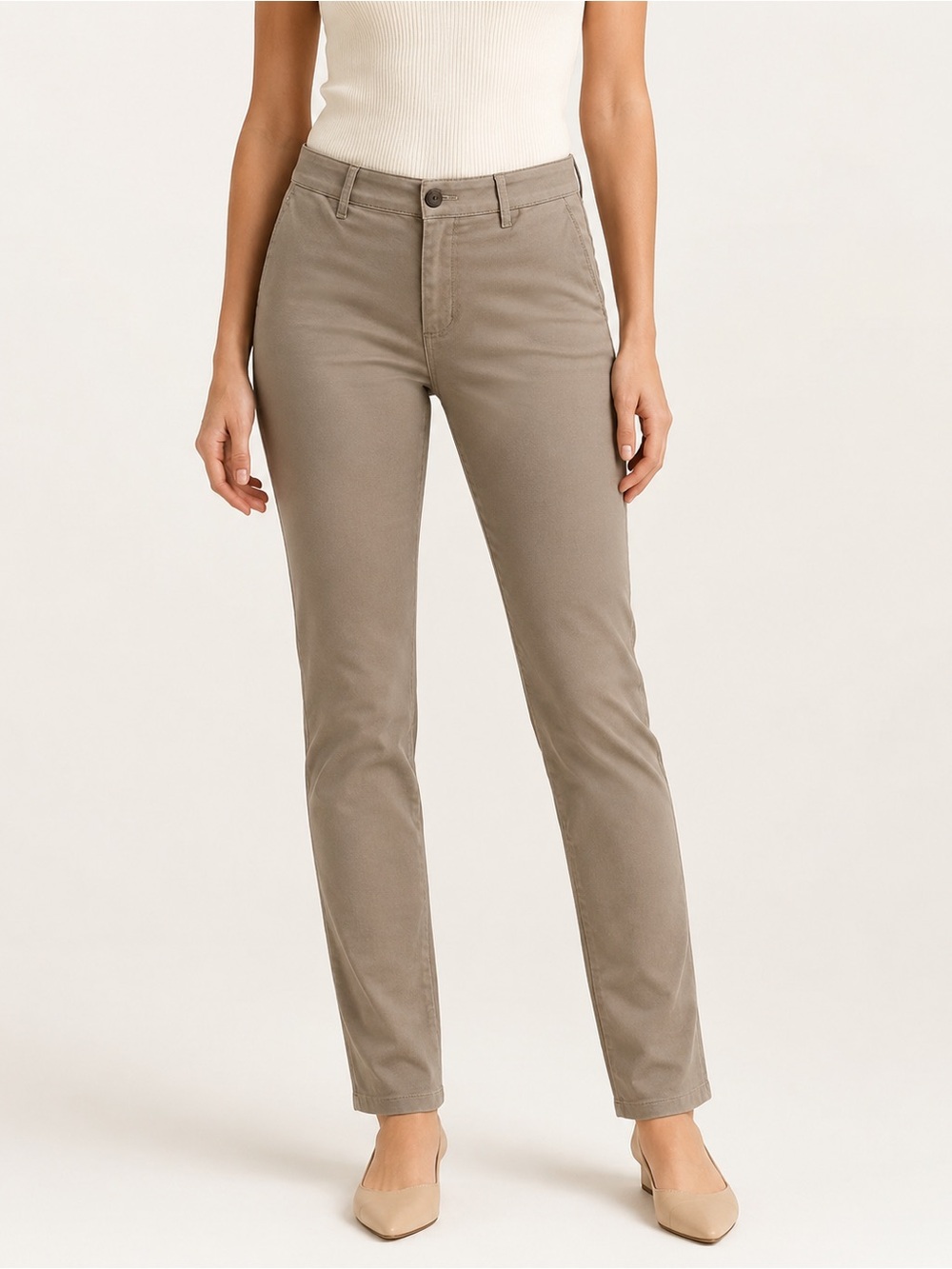 NWT Vince Straight-Leg Women’s Chino Pant in Taupe Tan in Cotton